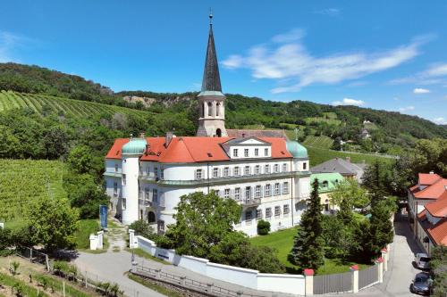 Deutsch- Ordenshaus, Schloss Gumpoldskirchen