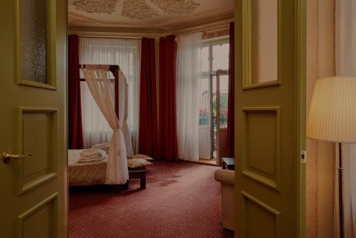 Monika Centrum Hotels