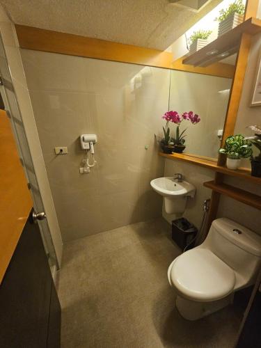 Steff's Condo 1708 one bedroom