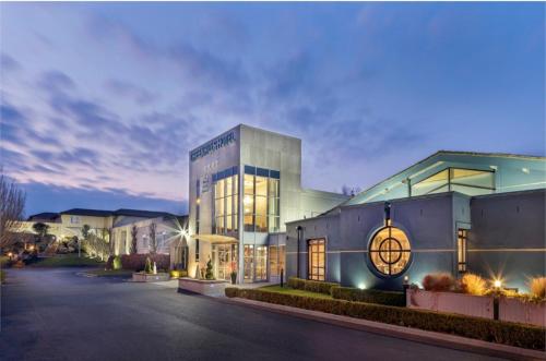 Greenhills Hotel Conference & Leisure Centre