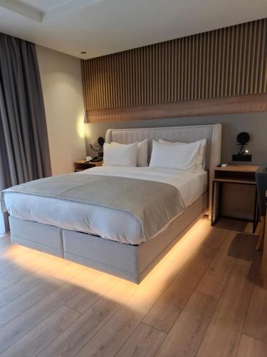 Avra Boutique Hotel