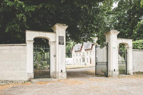 Château Du Mesnil Soleil