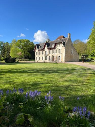 Château Du Mesnil Soleil