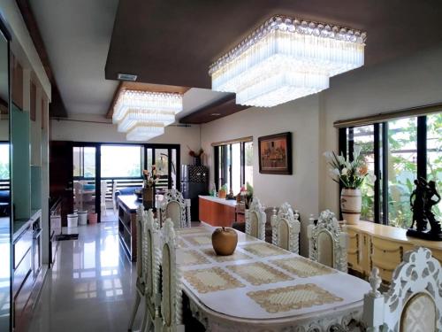 Queen Isabel Staycation & Venue