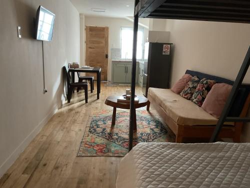 Studio Apartment in Port Barton