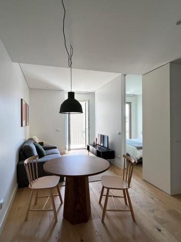 Pause Apartments