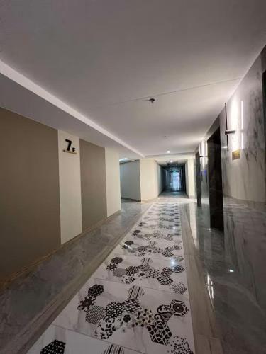 Baguio Condo - City Hub - Urban Oasis in Pines with Pool & Mountain View