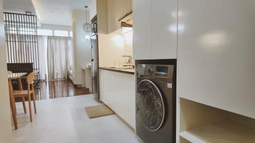 Queensland Manor Condominium Deluxe Suite