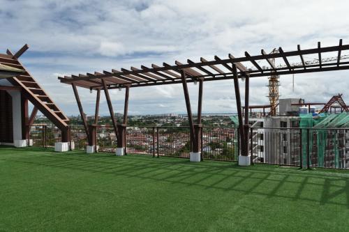 Royal Ocean Crest Mactan