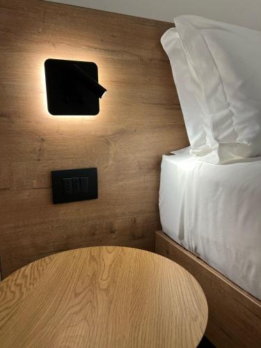 YUGOGO PETRARCA 1 - BILOCALE, Trento Centro