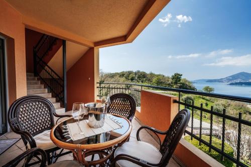 Apartments Radevic