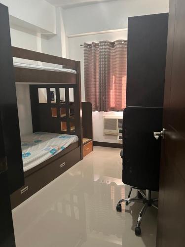 Spacious 2 Bed & 2 Bath Condo in Newport City