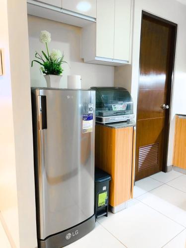 Cebu Mactan Newtown Family Condo