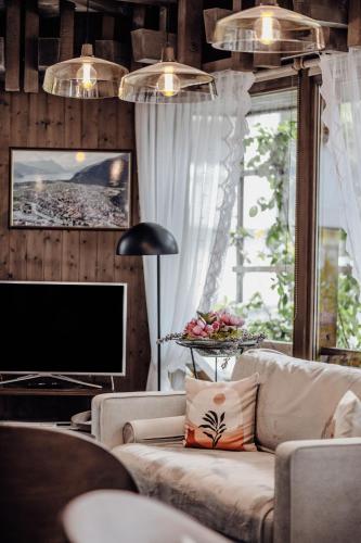 Chalet Swiss
