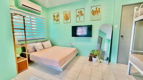 Enchanted Home - Near Enchanted Kingdom