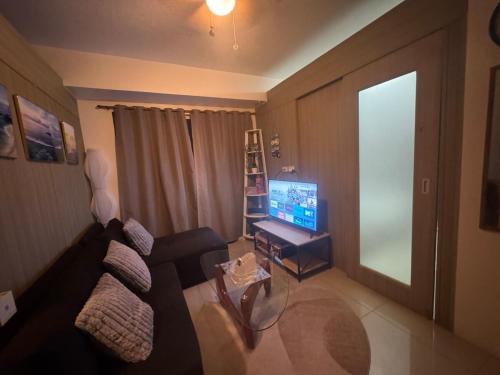 2br Beach KTV Condo in MOA SMX Okada, Near Airport