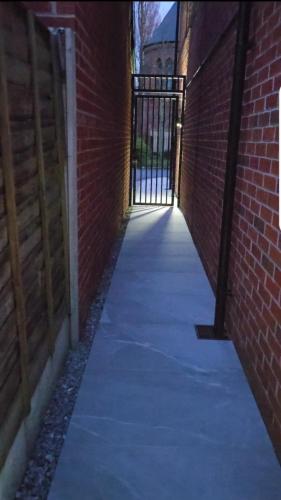 The Cosy Pod Studio - Short Stay in Salford