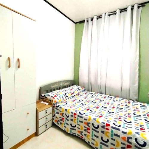 Transient Siete Barcelone B&B Guesthouse -Bungalow Patul