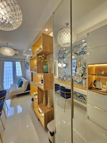 Luxury Condotel Manila by MOA