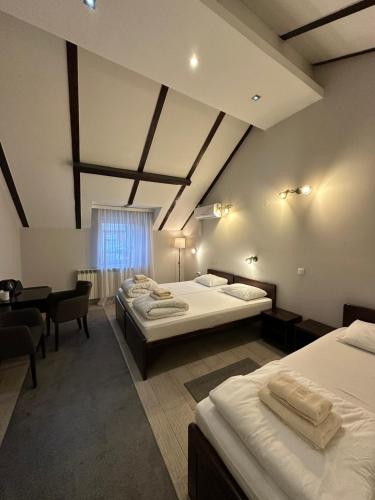 Prenociste Stojic Novi Sad