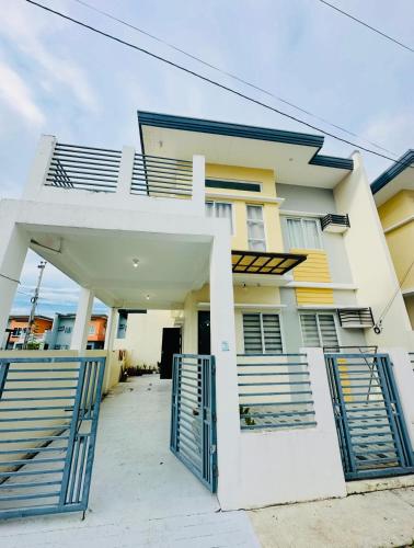 Diamond Heights Azalea Davao