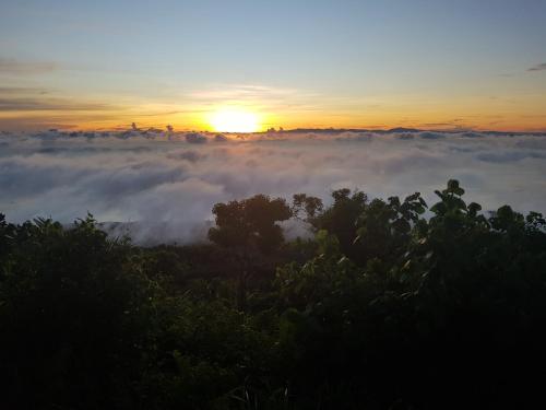 Eco Farm Romantic Stone House with STARLINK internet 700 meters above sea level