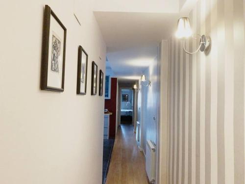 Un hogar en el centro con parking gratuito