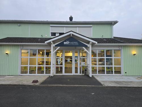 Brit Hotel Essentiel Poitiers – Gare du Futuroscope