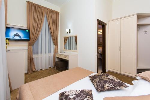 La Strada Boutique Villa
