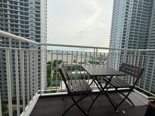 Yassis Suite 2BR Luxury Unit in Grass Residence