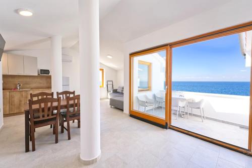 Apartments Punta