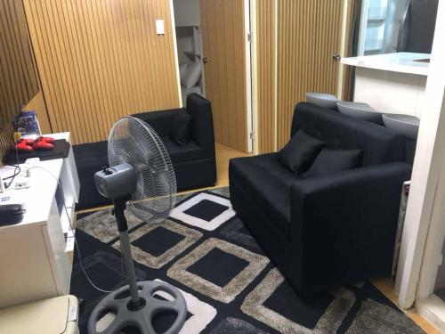 Condo Ferdge's Staycation