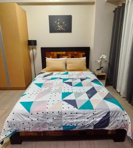 Budget Stay Across NAIA Terminal 3 C2-2L