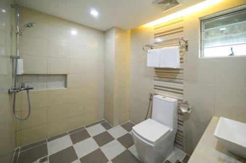 950 Condotel