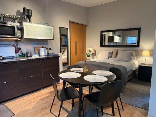 A Bernhard Guest House