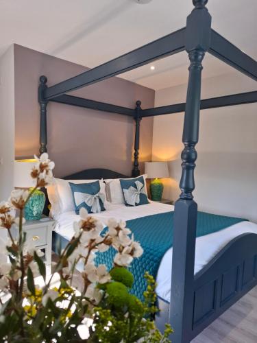 Granville House Apartments and Garden Suites