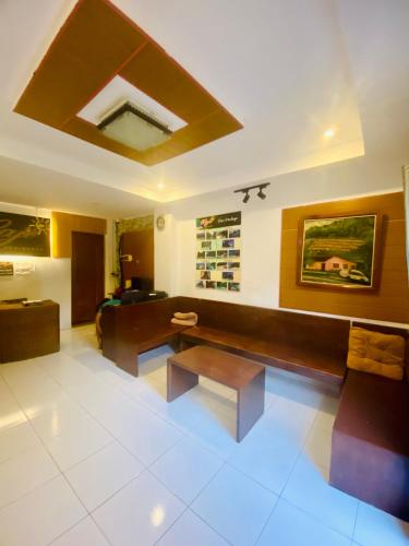 Raje Residence