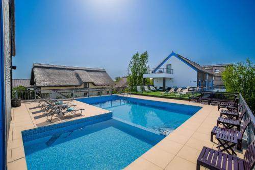 Delta Boutique & Carmen Silva Resort