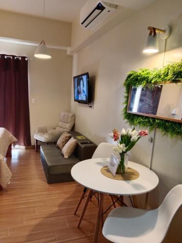 The Swindon Room in Iloilo