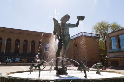 Live and Stay Lagerbring