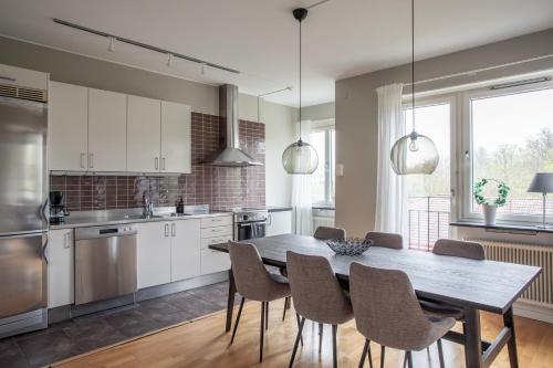 Live and Stay Lagerbring