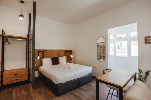 Hostel 94