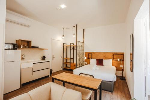 Hostel 94