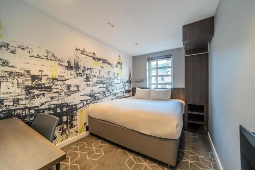 KM Hotel