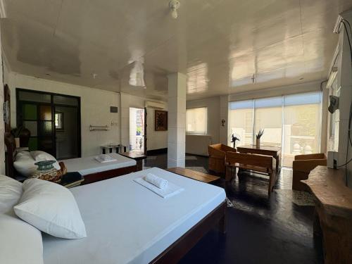 SJLU San Juan Treasures Beach Resort