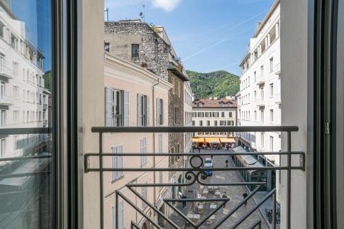 Palazzo La Cortesella - Modern Design & Central Location