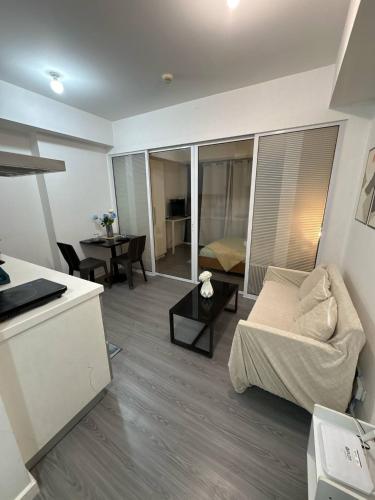 Sunset and Breeze by Azure