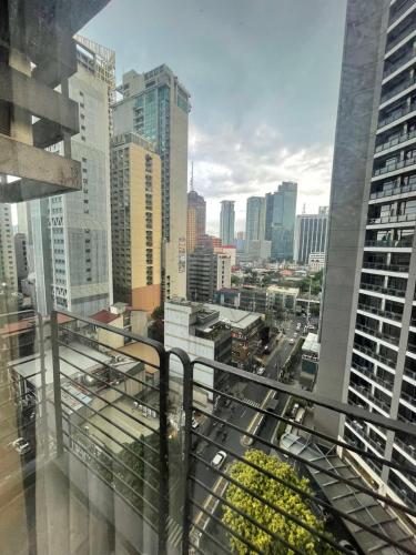Makati City A Venue Residences 12i