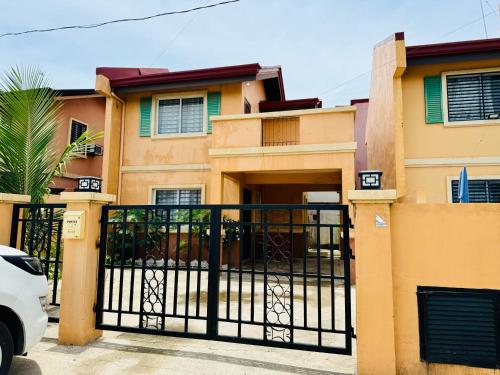 Santiago City Transient House