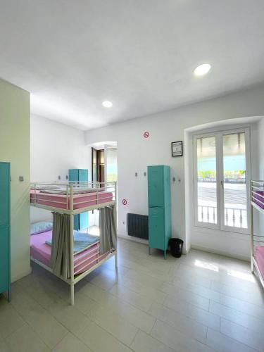 Downtown River Hostel